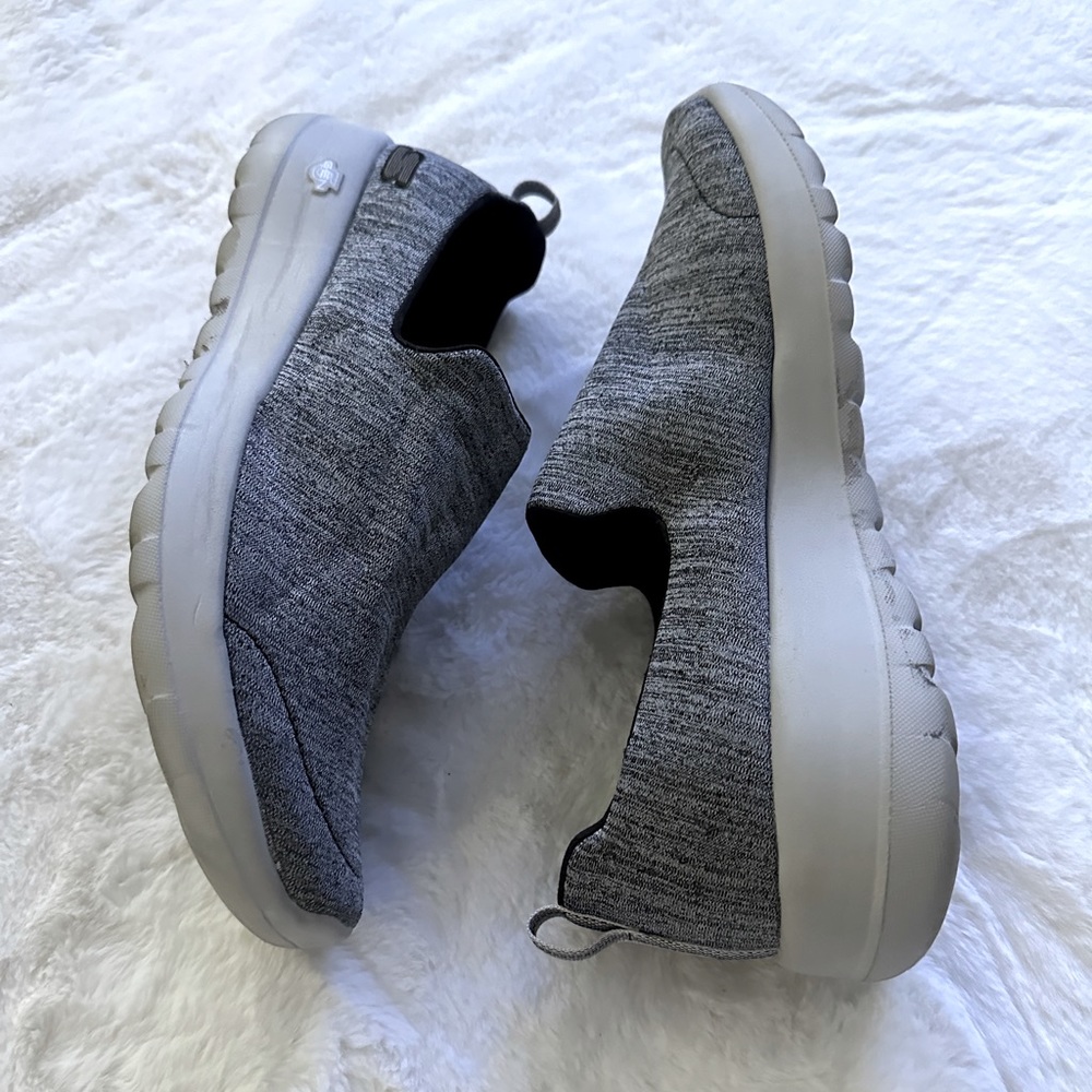 Skechers Go Walk Yoga Slip On